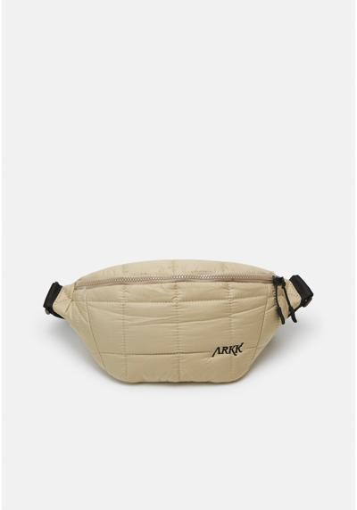 Ремень PADDED BUMBAG UNISEX