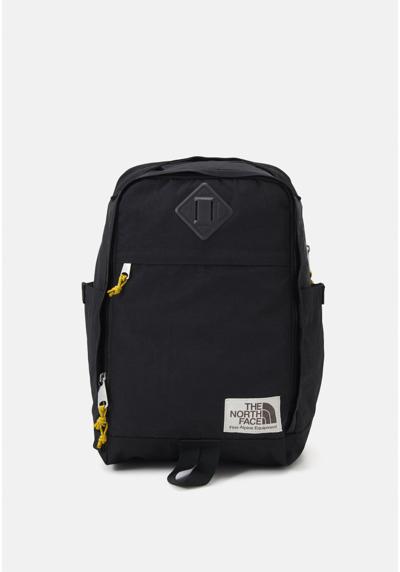 Рюкзак BERKELEY DAYPACK UNISEX