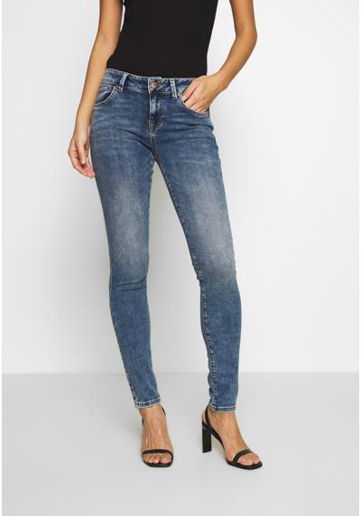 Джинсы LTB Nicole Yule Wash Jeans Skinny Fit