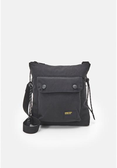 Сумка HASTE STRAP BAG UNISEX