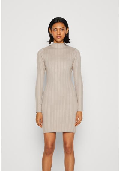 Платье-футляр LONG-SLEEVE MOCKNECK MINI SWEATER DRESS