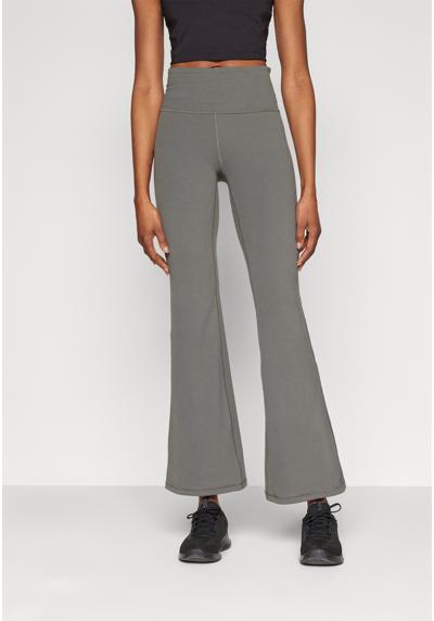 Брюки ELATION FLARE PANT