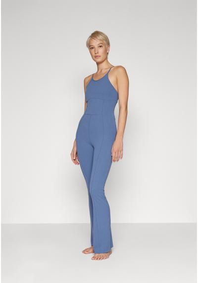 Костюм ZENVY DRI FIT FULL LENGTH FLARED BODYSUIT