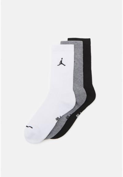 Спортивные носки CREW SOCKS 3 PACK