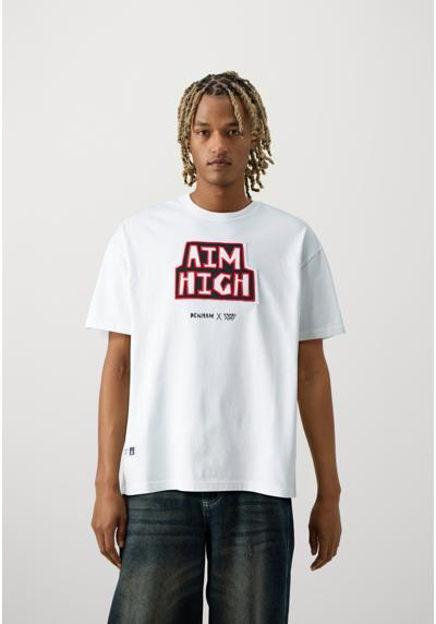 Футболка AIM HIGH BOX TEE UNISEX