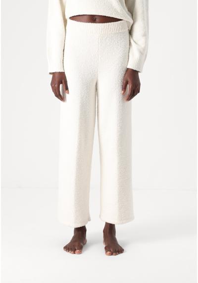 Брюки PLUSH SWEATERPANTS