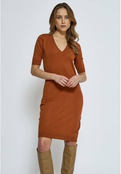 Платье-футляр MIMILLA V-NECK KNIT DRESS 2