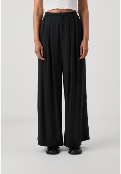 Брюки FLUID WIDE TROUSERS