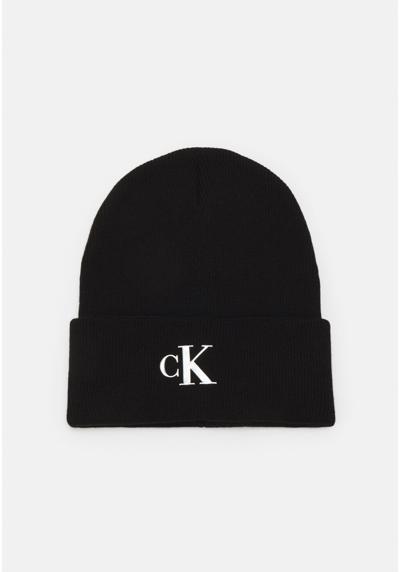 Шапка MINIMAL MONOGRAM BEANIE UNISEX