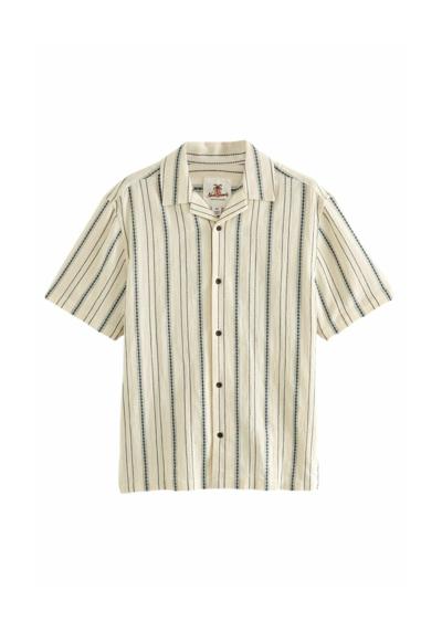 Джинсы TEXTURED STRIPE SHORT SLEEVE WITH CUBAN COLLAR