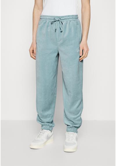 Брюки SCRIPT LOGO ESSENTIAL TRACKPANTS