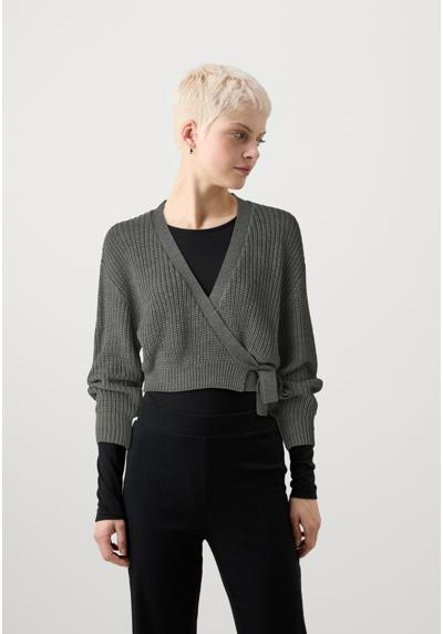 Трикотажный жакет ONLBREDA WRAP CARDIGAN PETIT