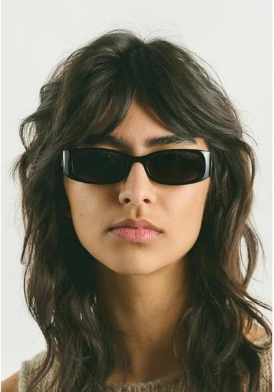 Солнцезащитные очки ROMY