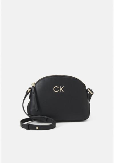 Сумка LOCK SEASONAL CROSSBODY