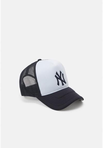 Кепка MLB NEW YORK YANKEES TRI TONE FOAM 47 OFFSIDE UNISEX