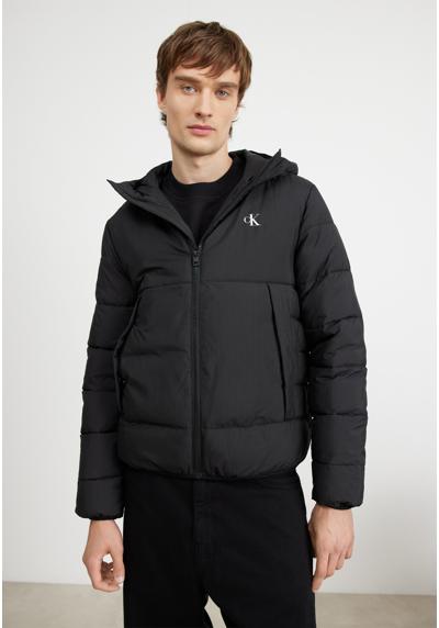 Зимняя куртка LIGHTWEIGHT PADDED JACKET LIGHTWEIGHT PADDED JACKET