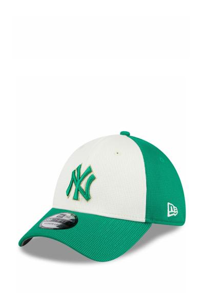 Кепка PATRICKS DAY NEW YORK YANKEES