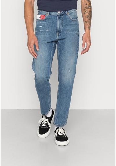 Джинсы REGULAR TAPERED JEAN