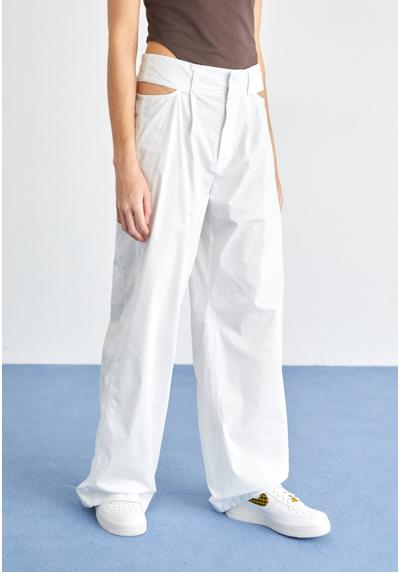 Брюки TROUSER CUT-OUT PANT