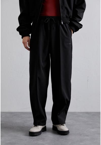 Брюки WIDE LEG TRACK PANTS