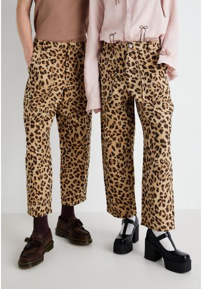 Брюки CAMERON LEOPARD TROUSERS UNISEX