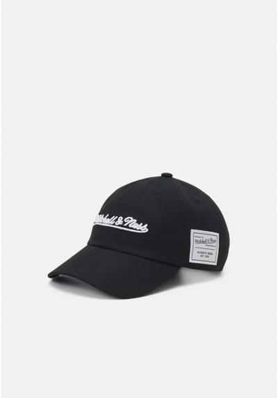 Кепка BRANDED ESSENTIAL STRAPBACK