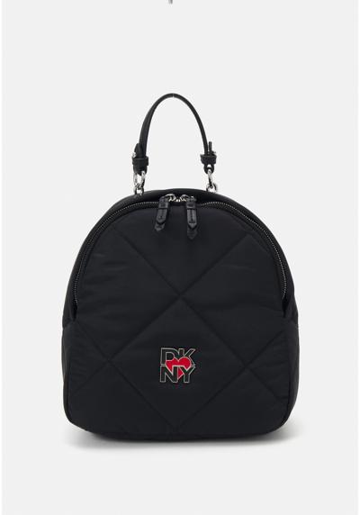 Рюкзак HEART OF NY QUILTED BACKPACK