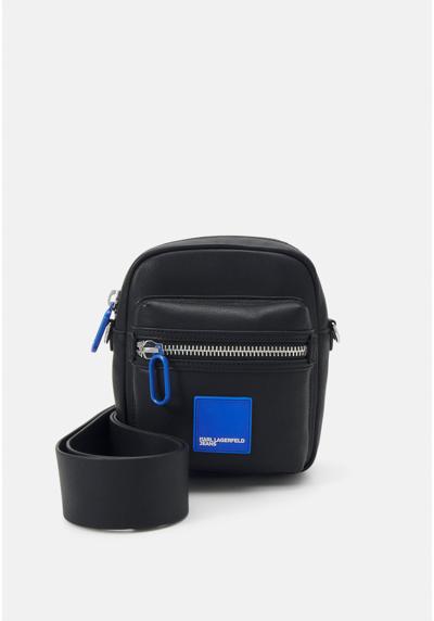 Сумка BOX LOGO CROSSBODY UNISEX