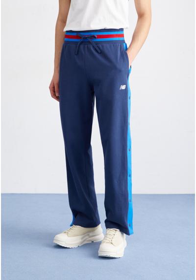 Брюки SPORTSWEAR GREATEST HITS PANT