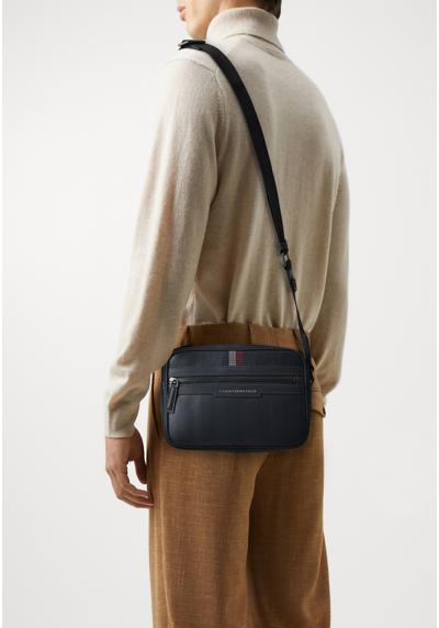 Сумка CASUAL CAMERA BAG UNISEX