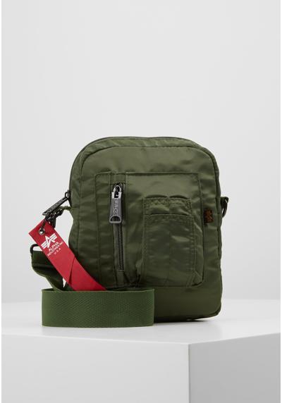 Сумка CREW CARRY BAG