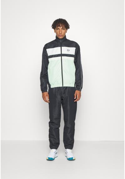 Спортивный костюм RYO TRACKSUIT