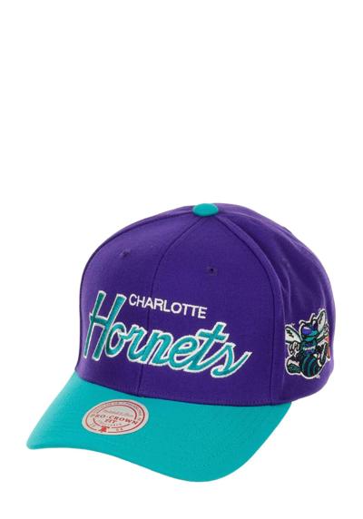 Кепка CHARLOTTE HORNETS NBA TEAM SCRIPTVERSTELLBARE GEBOGENE SNAPBACK