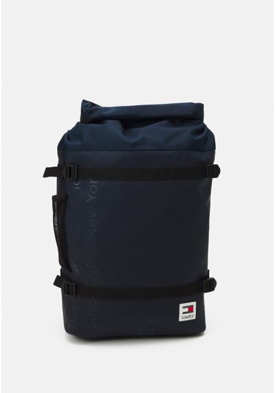 Рюкзак DAILY ROLLTOP BACKPACK