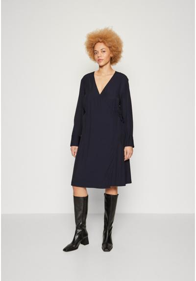 Платье SEAL KNEE DRESS