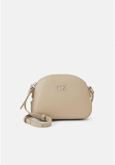 Сумка LOCK SEASONAL CROSSBODY