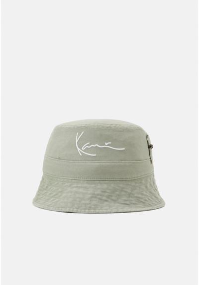 Шляпа SIGNATURE WASHED ZIP BUCKET HAT UNISEX