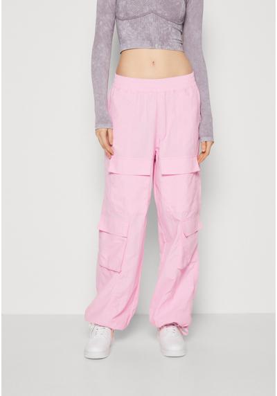 Брюки-карго ENIELCA PARACHUTE PANT