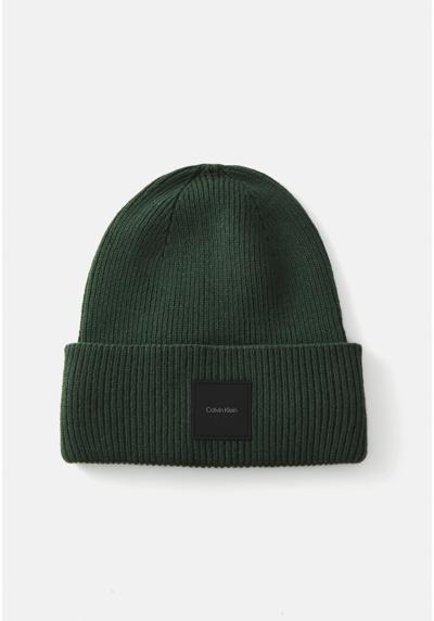 Шапка BEANIE UNISEX