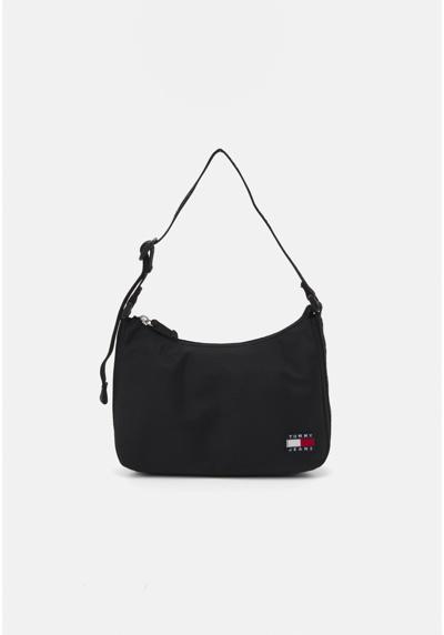 Сумка DAILY SHOULDER BAG