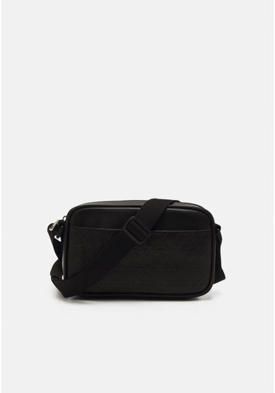 Сумка MONOGRAM SOFT CAMERA BAG UNISEX