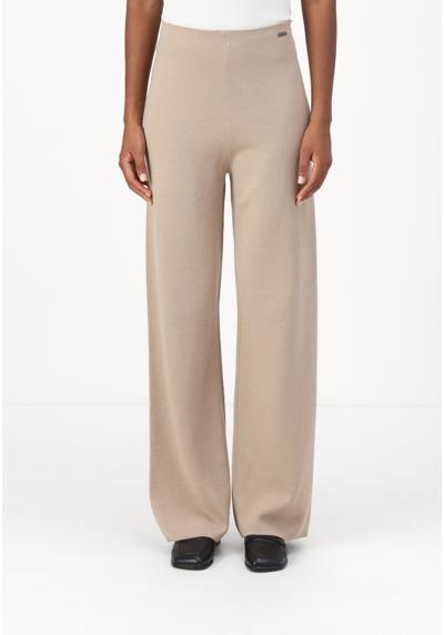 Брюки STRAIGHT PANT