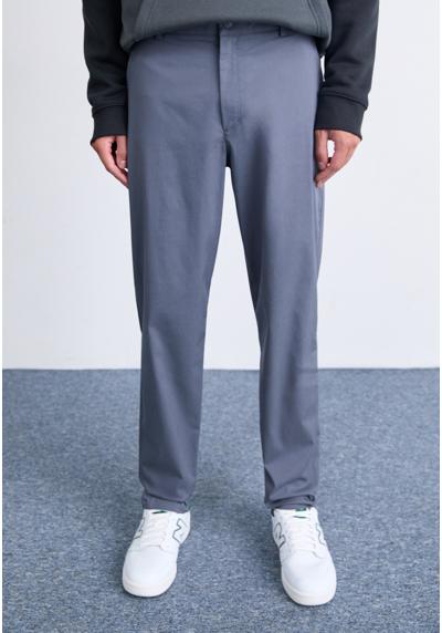 Брюки ATHLETICS STANDARD TAPERED PANT