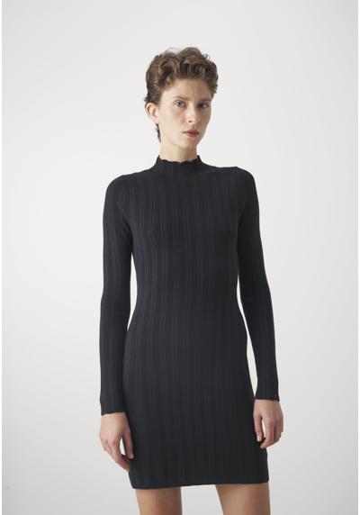 Платье-футляр LONG-SLEEVE MOCKNECK MINI SWEATER DRESS