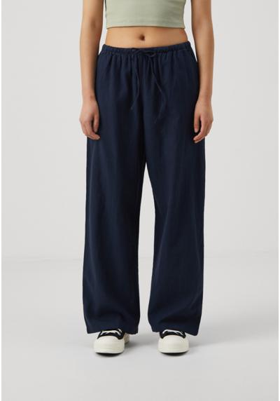 Брюки TROUSERS