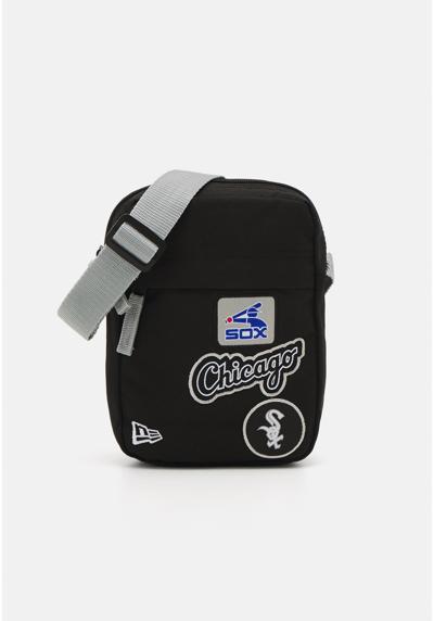 Сумка MLB CHICAGO WHITE SOX PATCH SIDE BAG