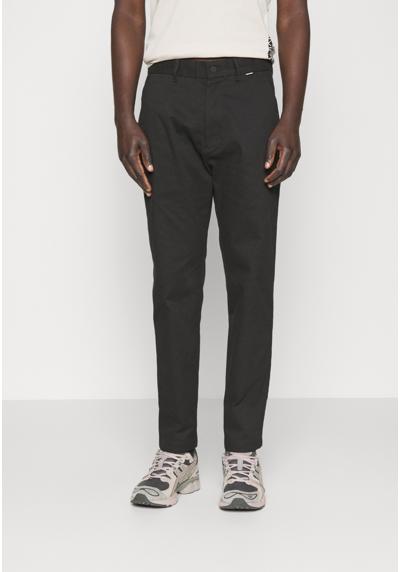 Брюки MODERN TAPERED PANT