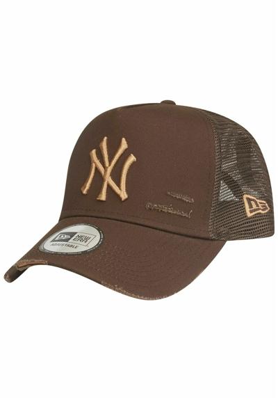 Кепка TRUCKER DISTRESSED NEW YORK YANKEES