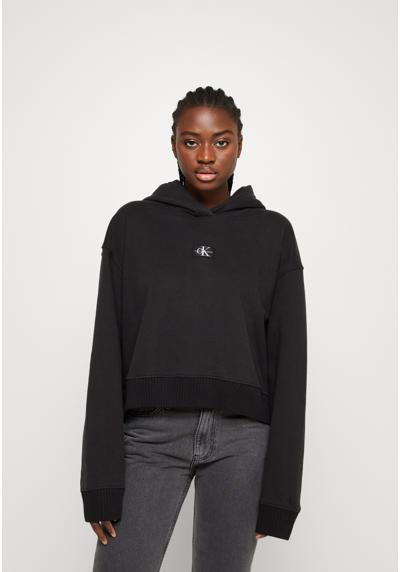 Кофта BADGE WIDE SLEEVES CROP HOODIE