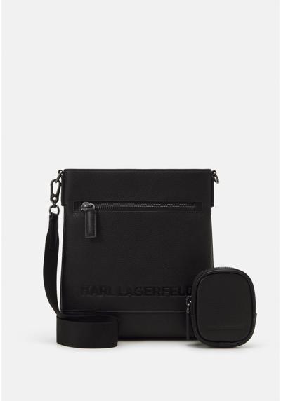 Сумка ESSENTIAL FLAT CROSSBODY SET